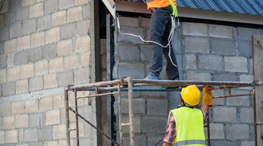 Expert Emergency Roof Repairs services in Richland Center, WI
